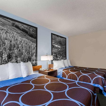 Super 8 By Wyndham East Stroudsburg - Poconos Hotel Kültér fotó