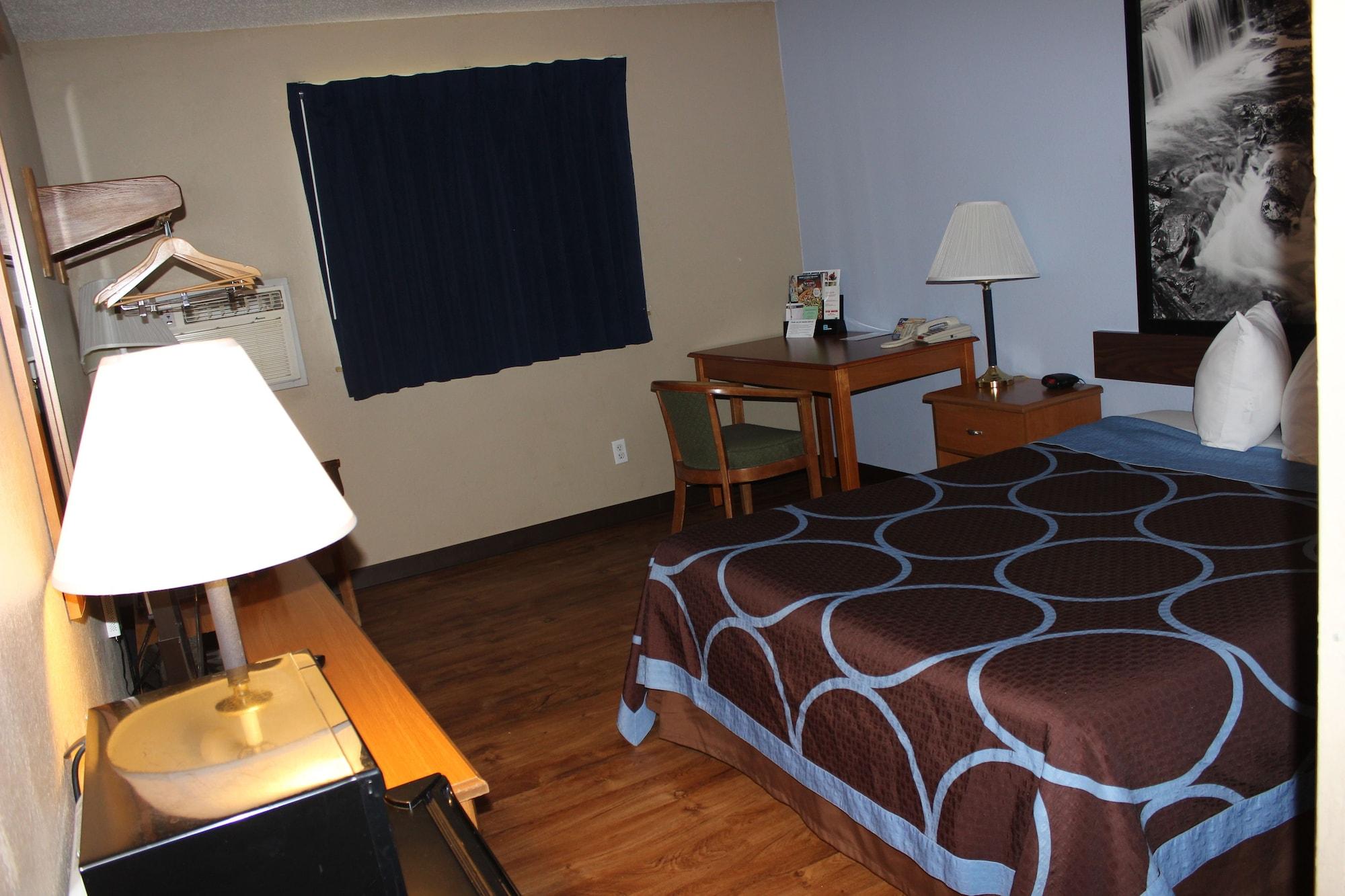 Super 8 By Wyndham East Stroudsburg - Poconos Hotel Kültér fotó