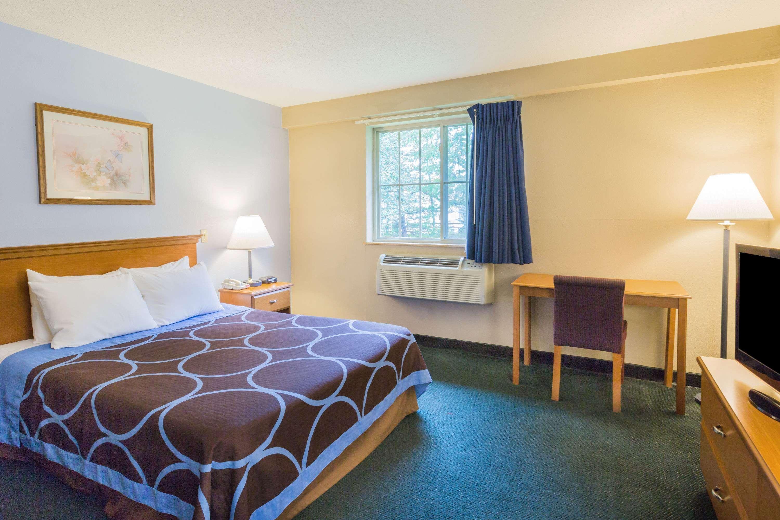Super 8 By Wyndham East Stroudsburg - Poconos Hotel Kültér fotó