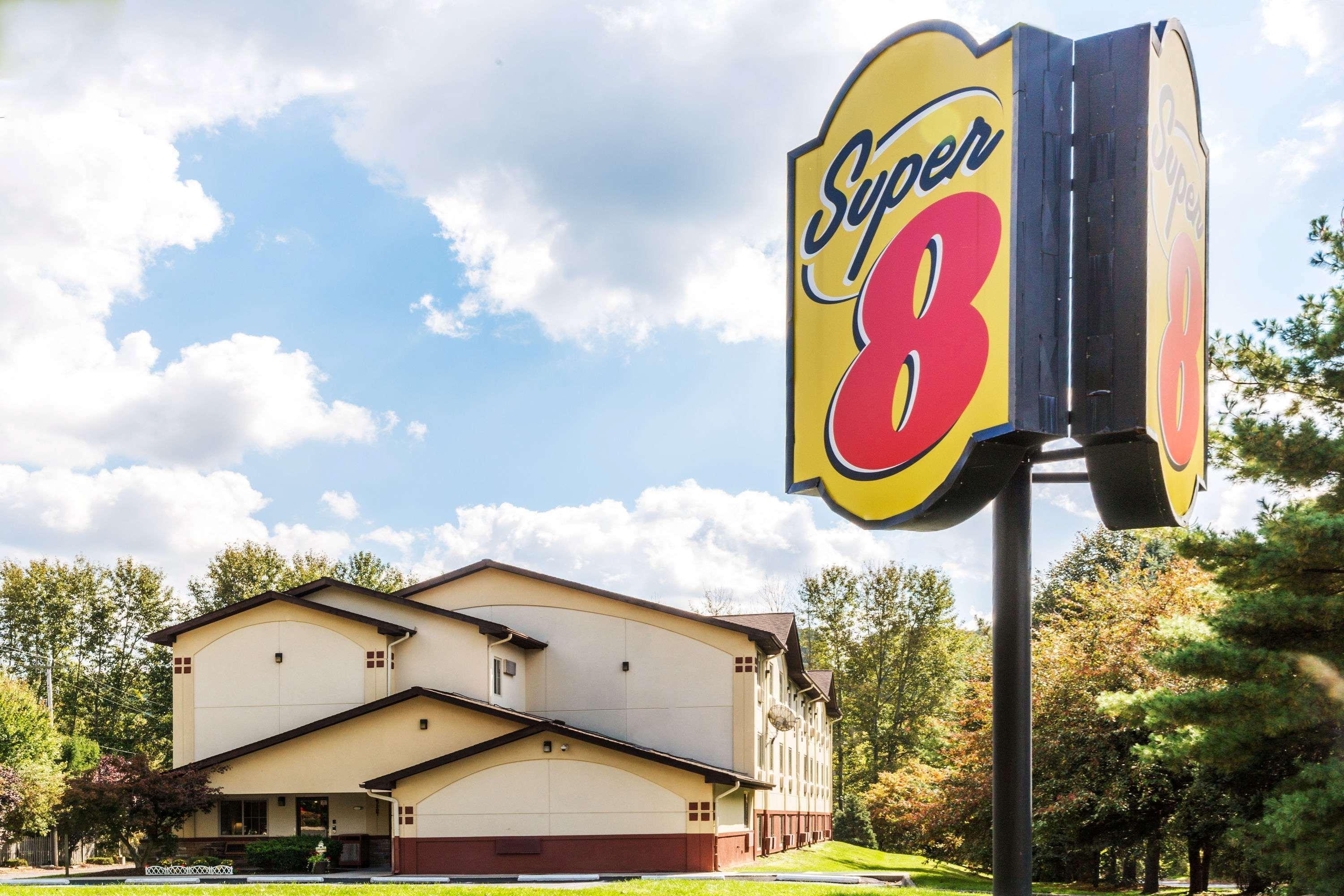 Super 8 By Wyndham East Stroudsburg - Poconos Hotel Kültér fotó